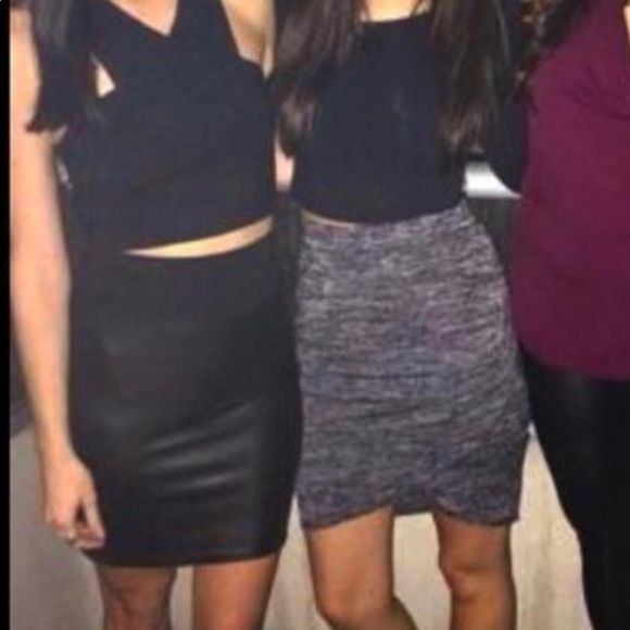 Aritzia Wilfred free, faux leather, high waisted mini skirt - Picture 5 of 5